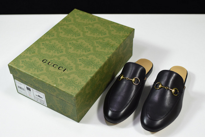 G*u*i* sandal86