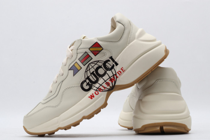 G*u*i* trainer sneaker12