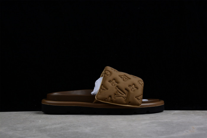 l&v slipper brown 19