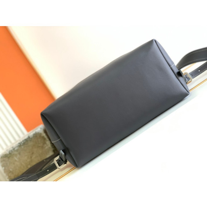 G0yard bag 26
