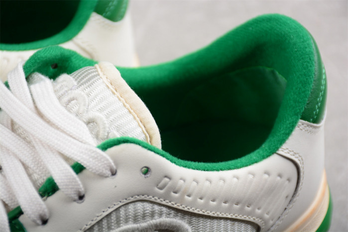 G*u*i* trainer sneaker 102