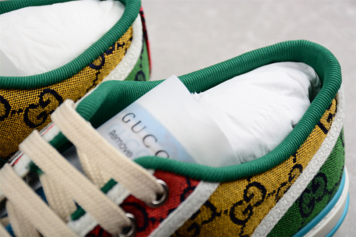 G*u*i* trainer sneaker 111