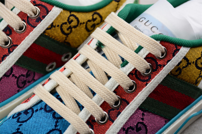 G*u*i* trainer sneaker 111