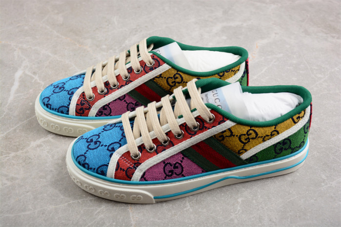 G*u*i* trainer sneaker 111
