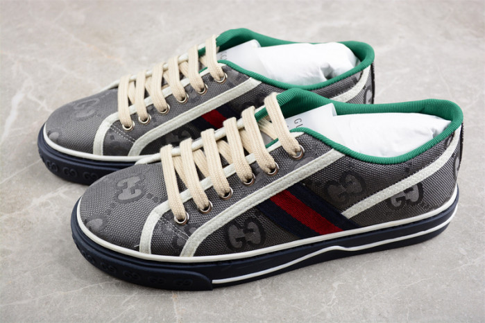 G*u*i* trainer sneaker 112