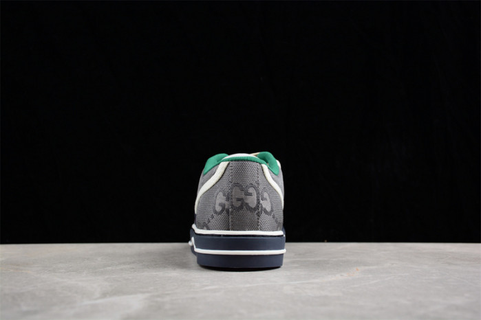 G*u*i* trainer sneaker 112