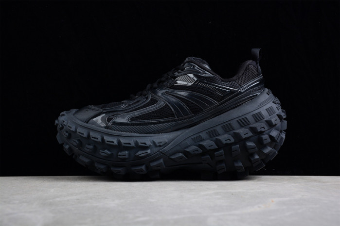 Ba*len*cia*ga defender rubber platform sneakers w2ra61000