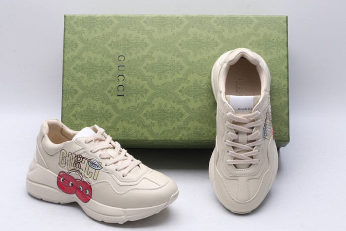 G*u*i* trainer sneaker 90