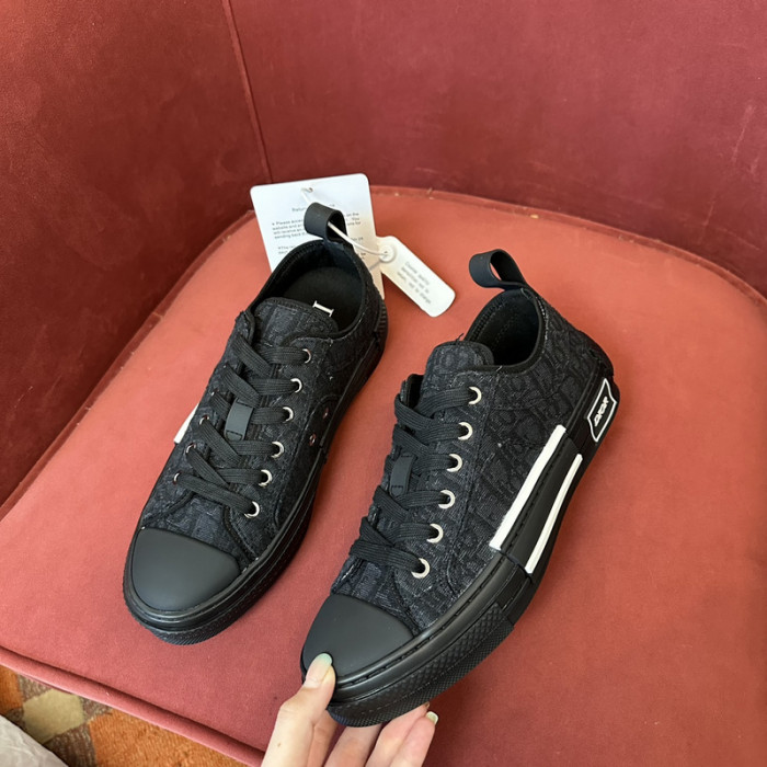 DIO* SNEAKERS B30 T0000-223