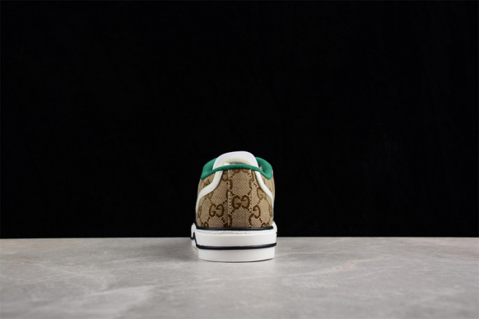 G*u*i* trainer sneaker 115