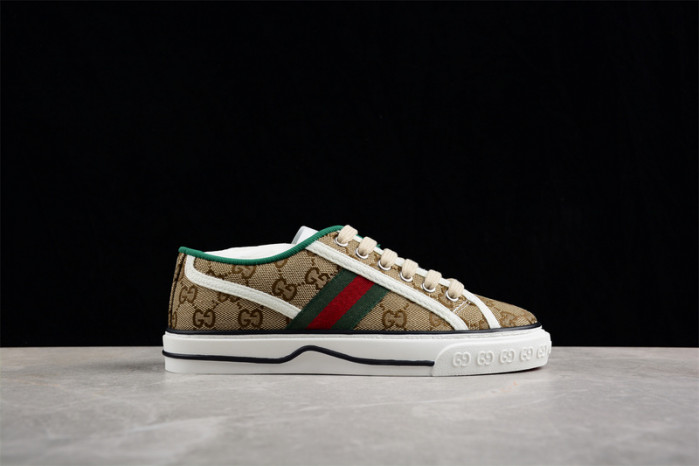 G*u*i* trainer sneaker 115